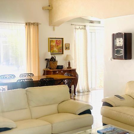 Villa Нім Екстер'єр фото